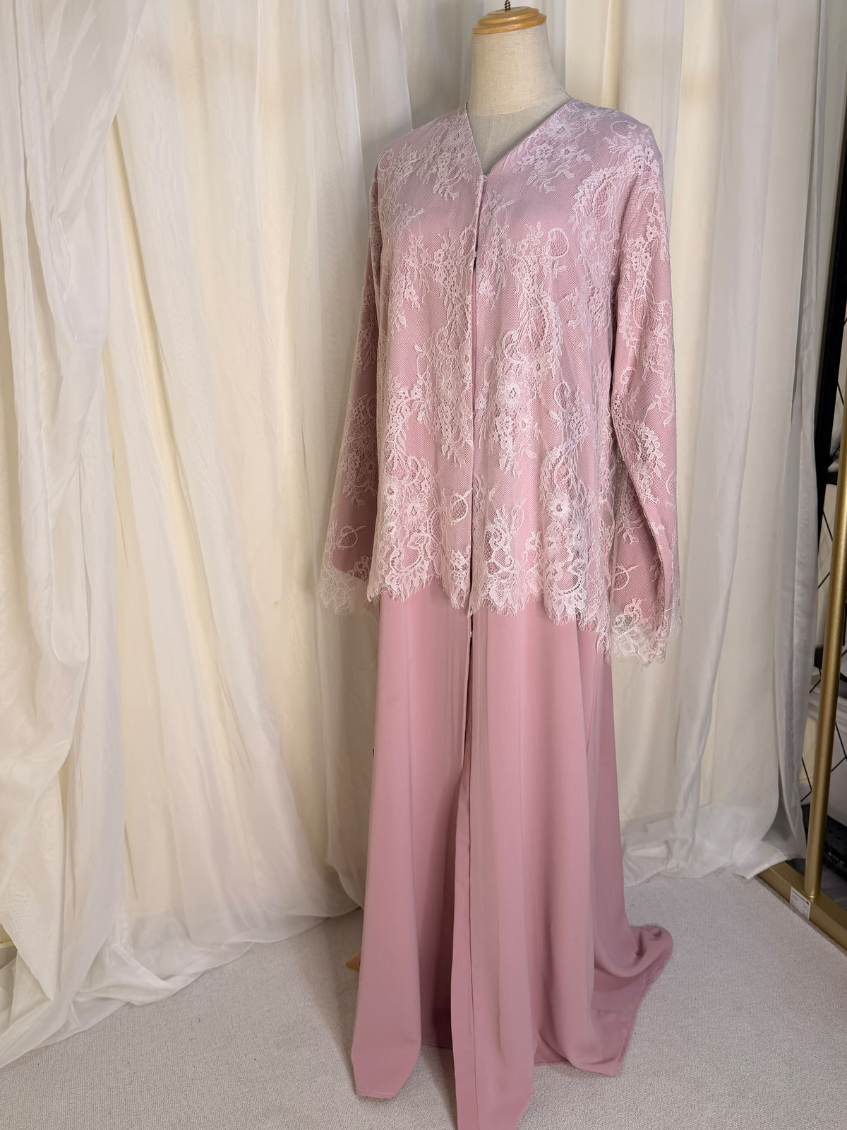 Pink Moon veil Abaya