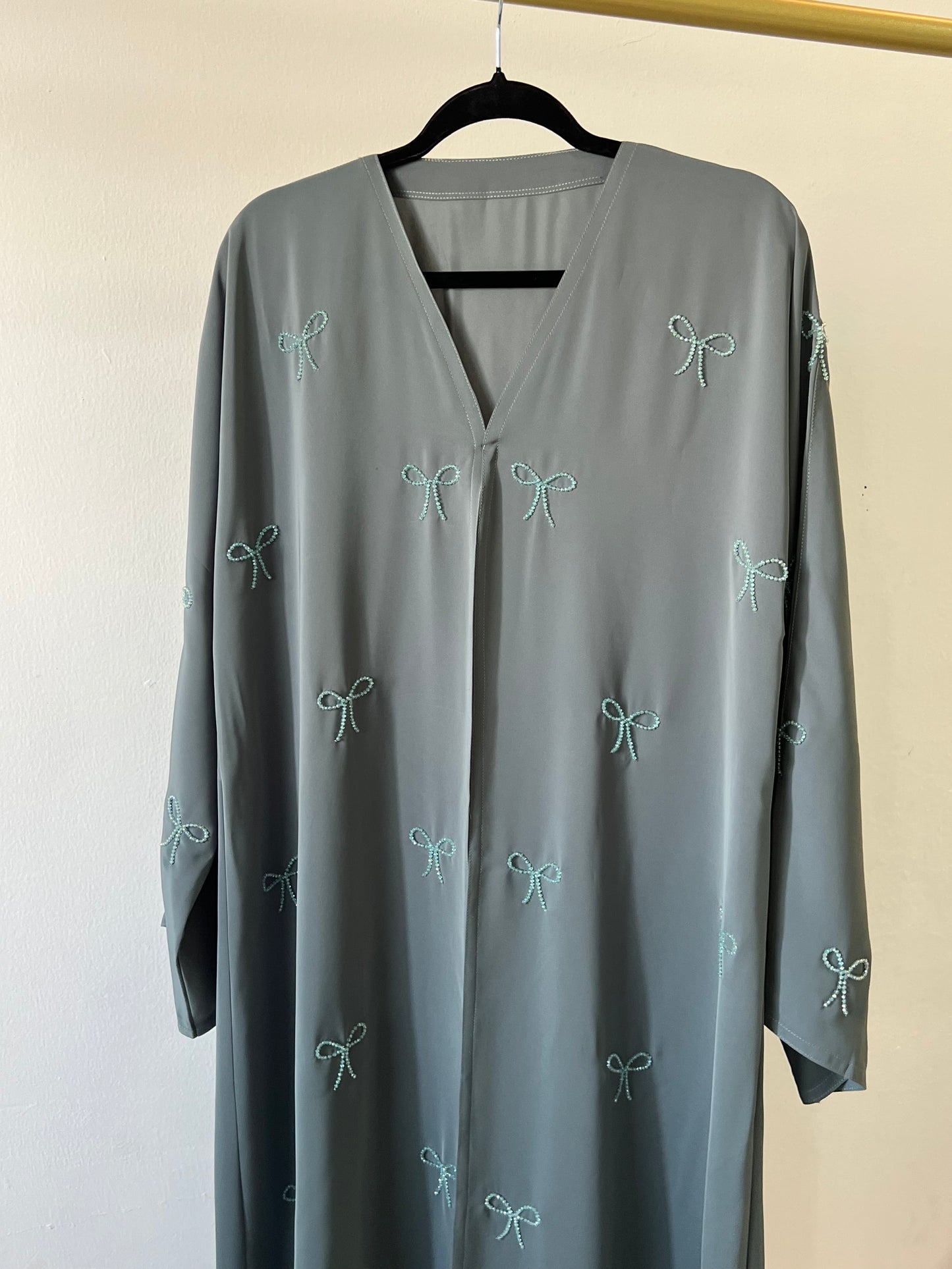 Sage Pearl Bow Abaya