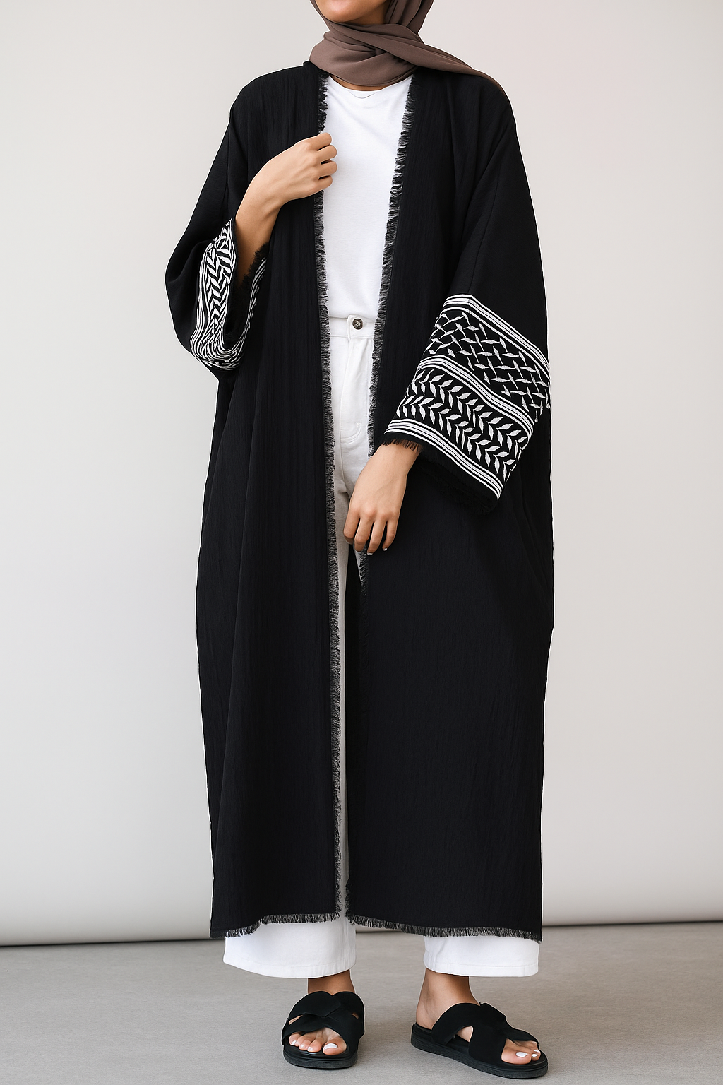 Embroidered abaya