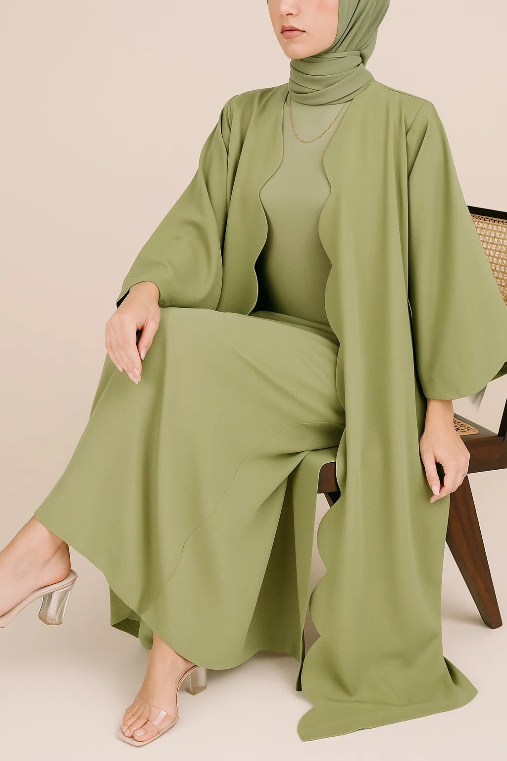 Pistachio Wave abaya