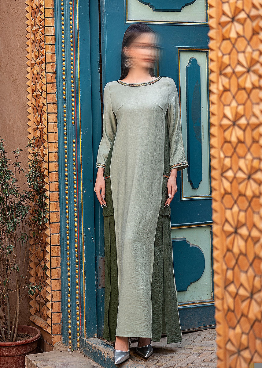 BA5191 Green Quiescence Dress