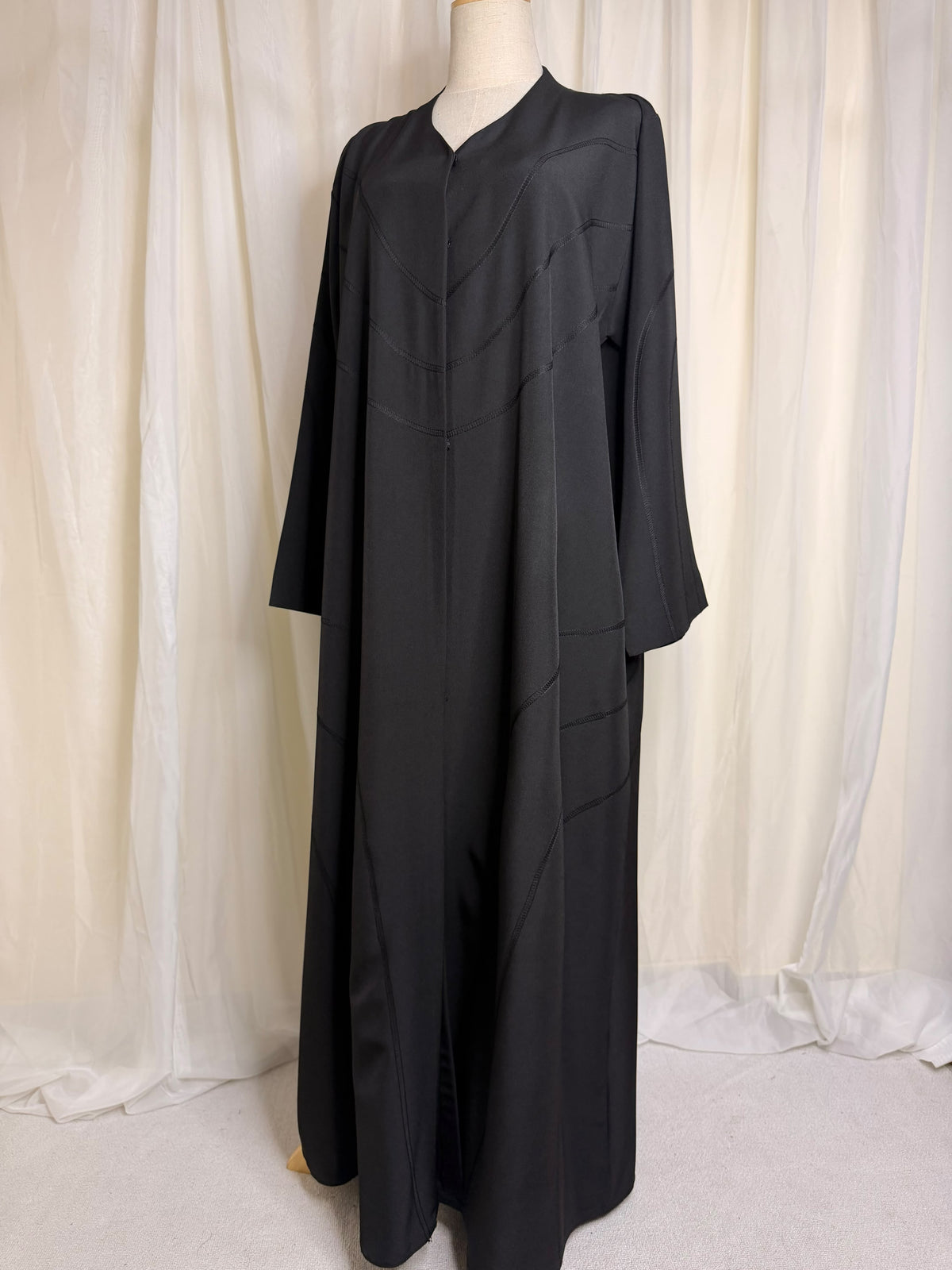 Black Arcade Abaya
