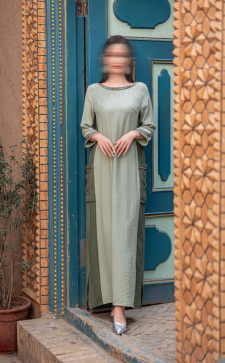 BA5191 Green Quiescence Dress