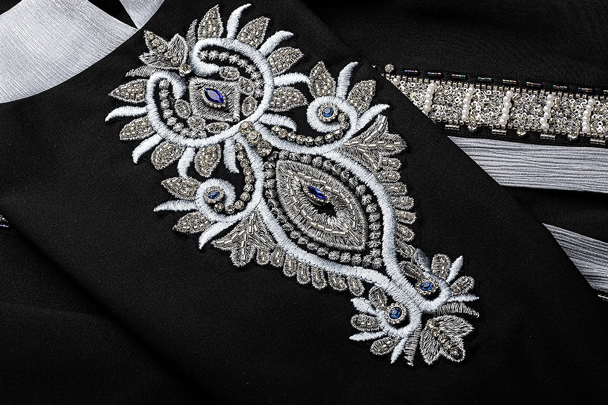 BA4152 Black Silver Baroque Abaya