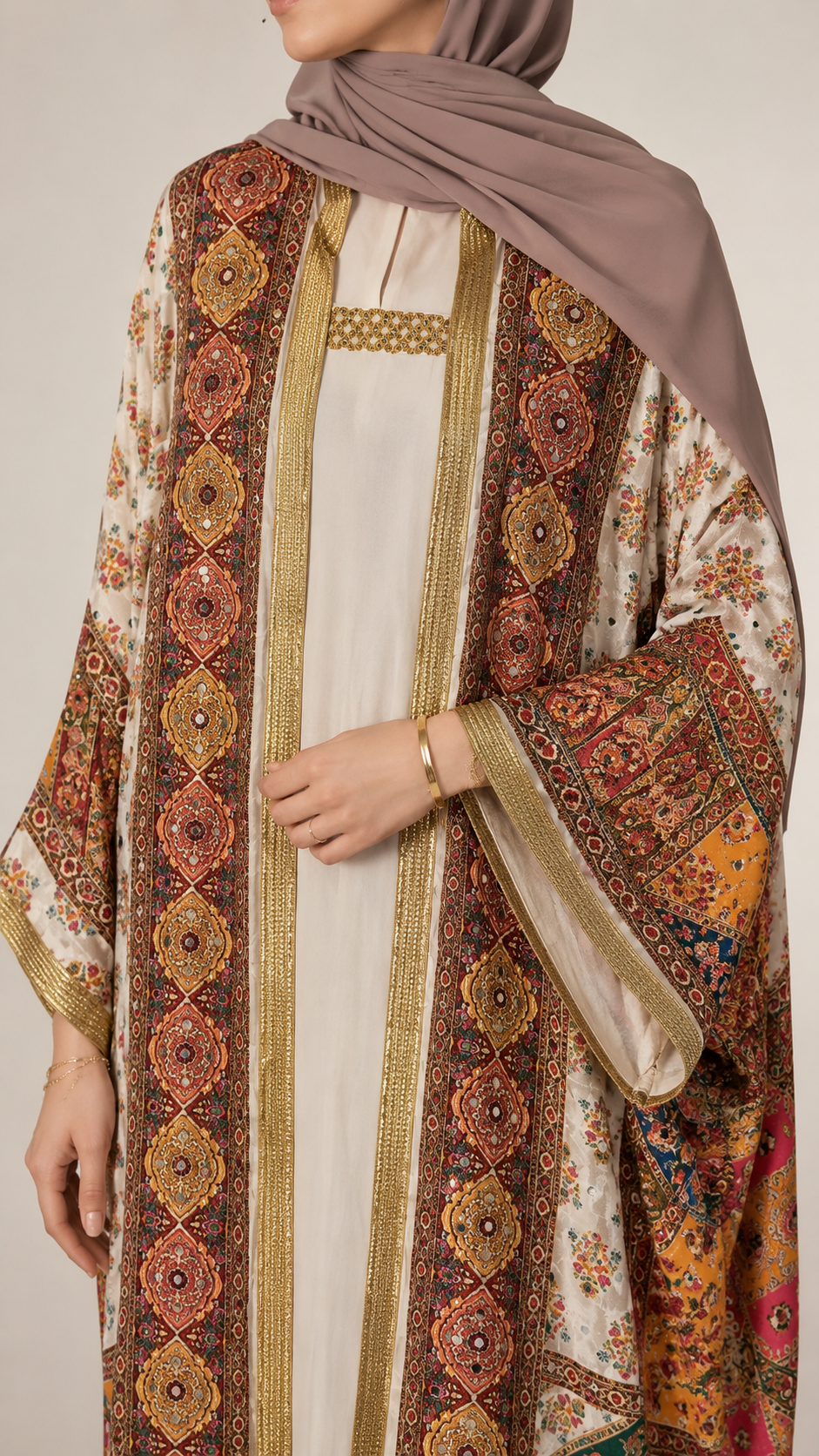 White Zareen Abaya