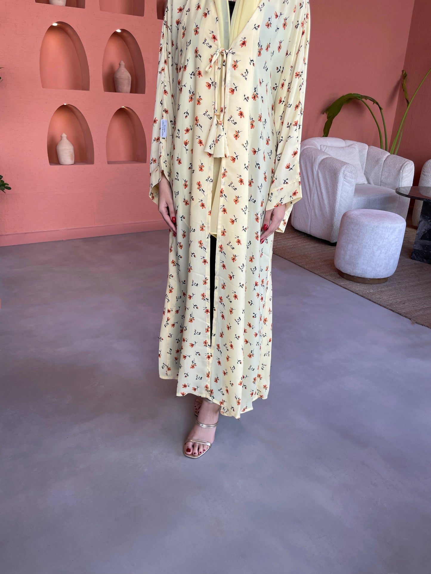 Creme Floral Kimono & Sheila