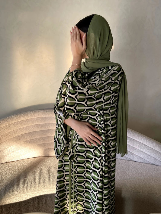 Leafy Kimono & Sheila
